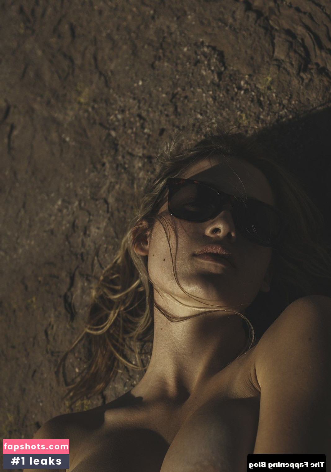 Megan Moore gallery photo #53