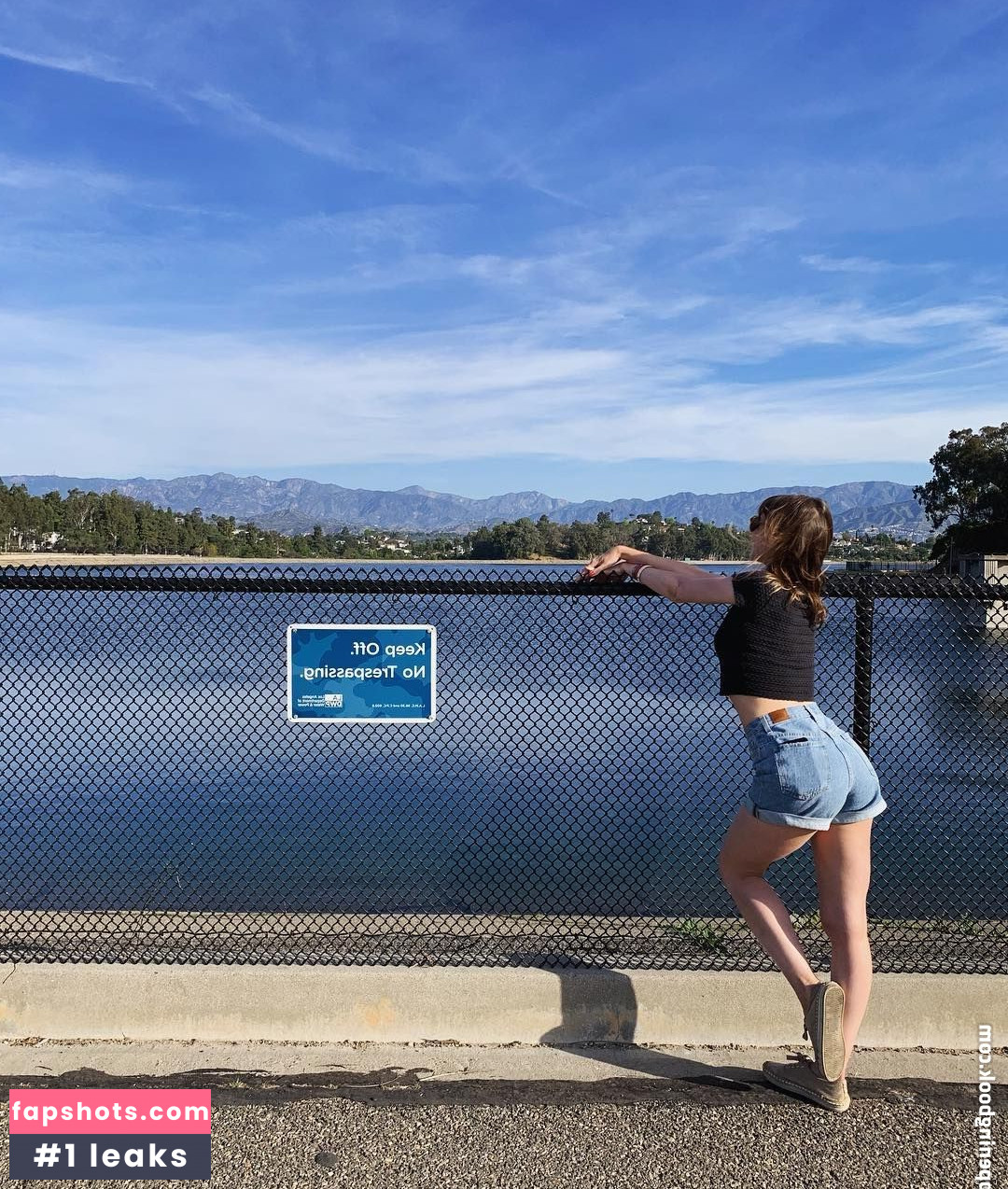 Megan Neuringer gallery photo #16