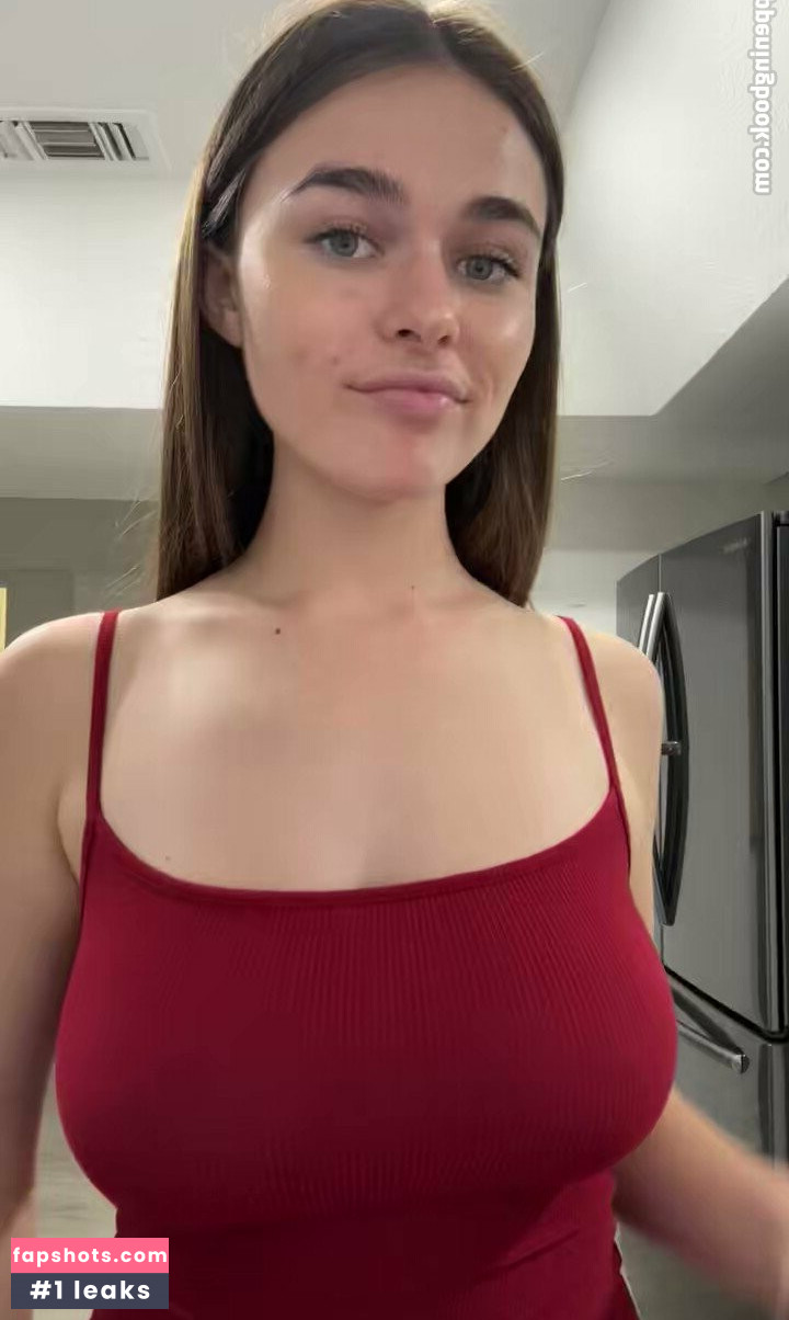 Megan Nut gallery photo #22