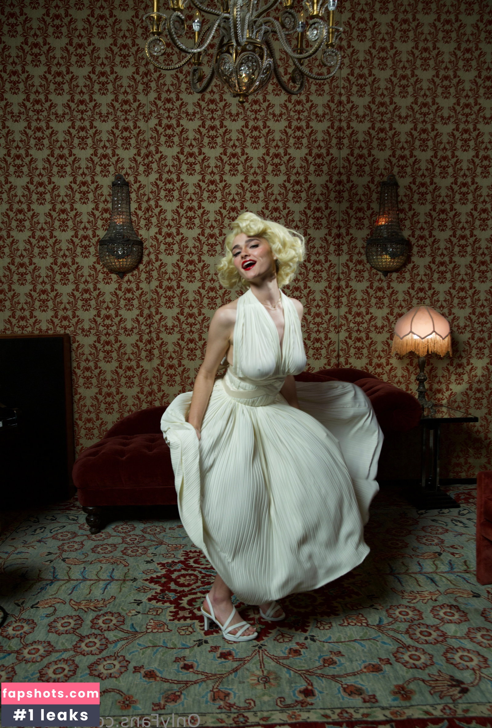 Megan Nutt gallery photo #625