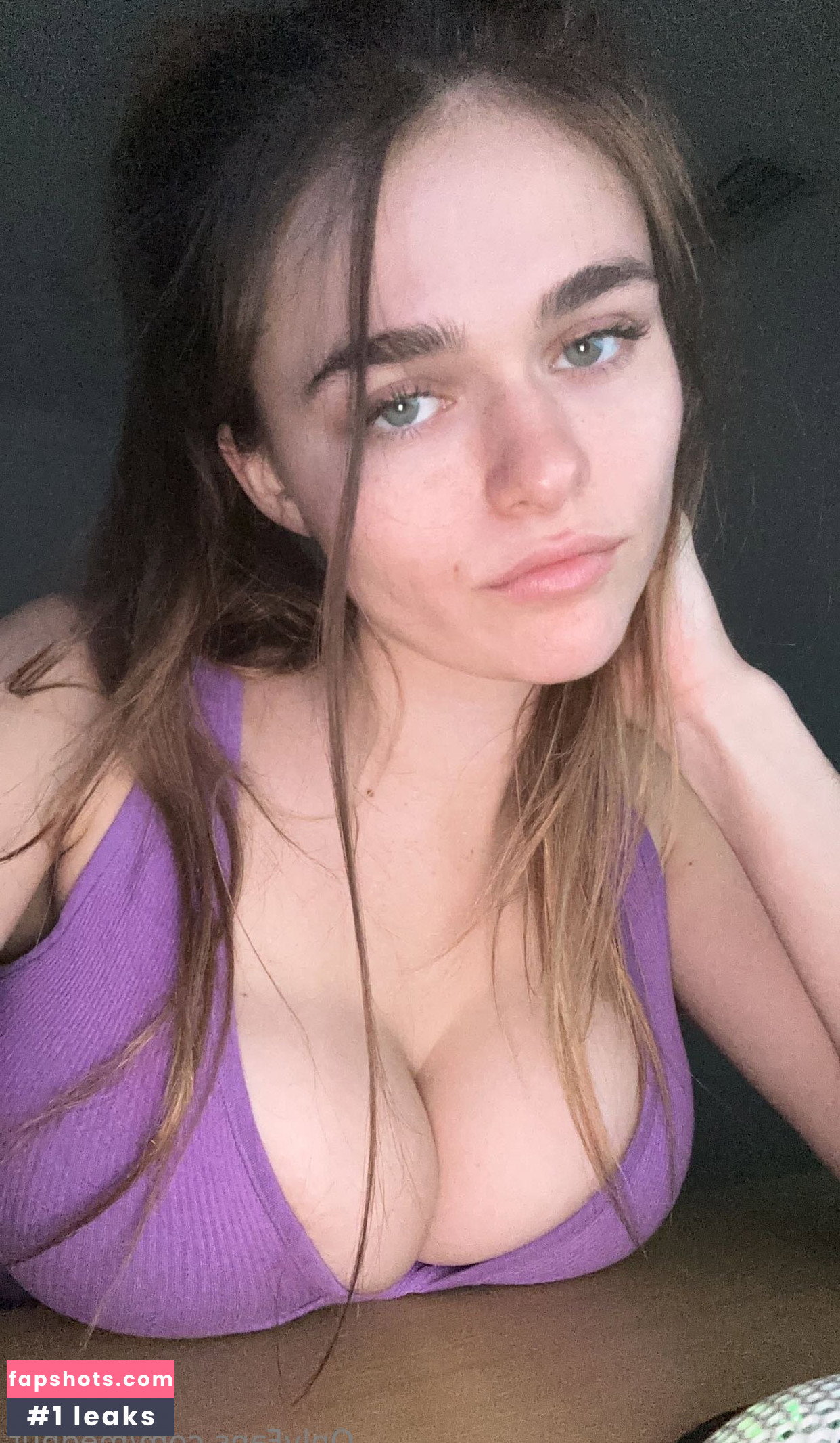 Megan Nutt gallery photo #1200