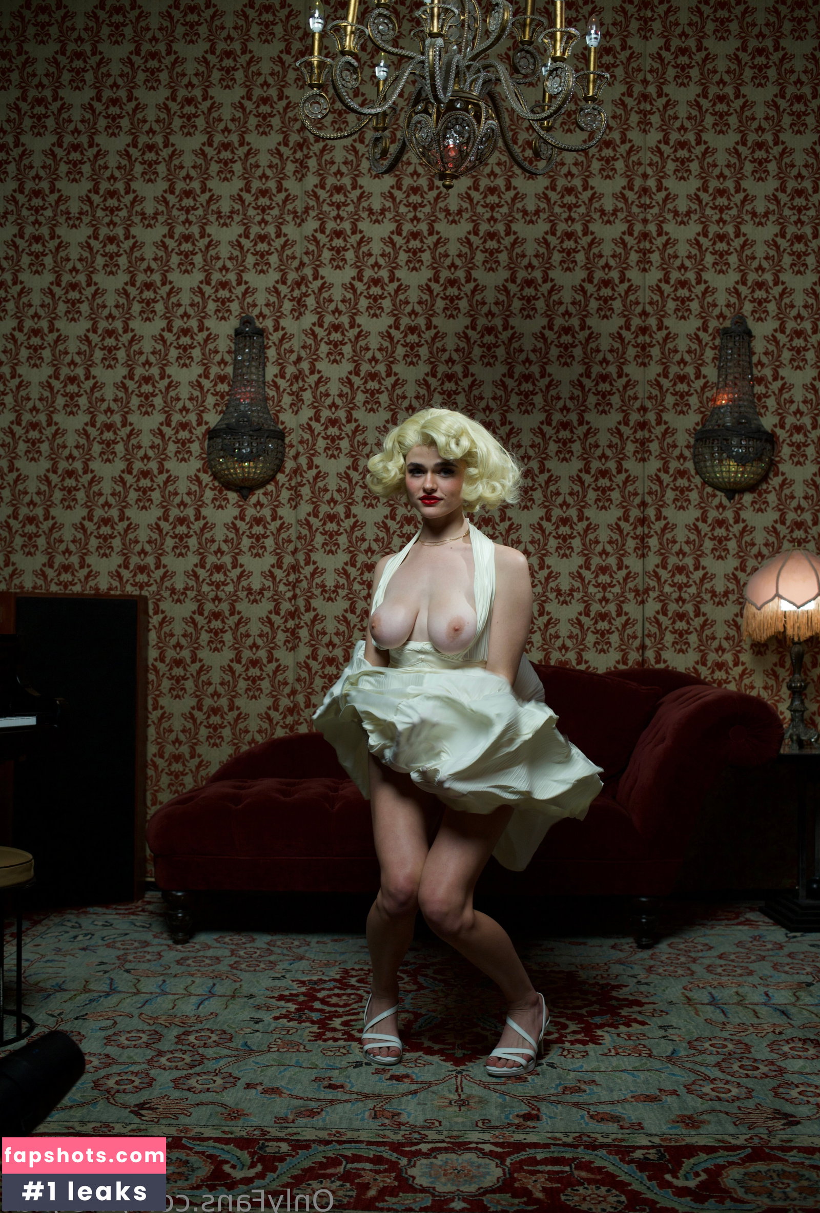 Megan Nutt gallery photo #951
