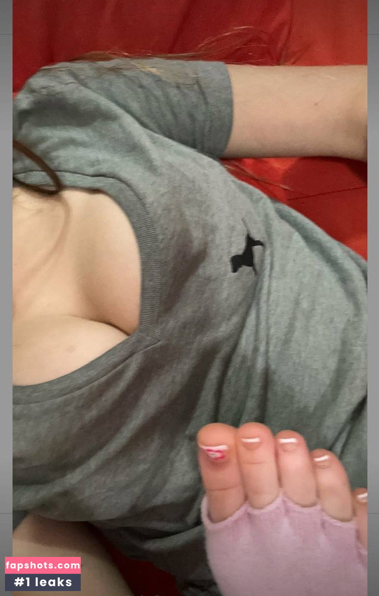 Megan Nutt gallery photo #1340