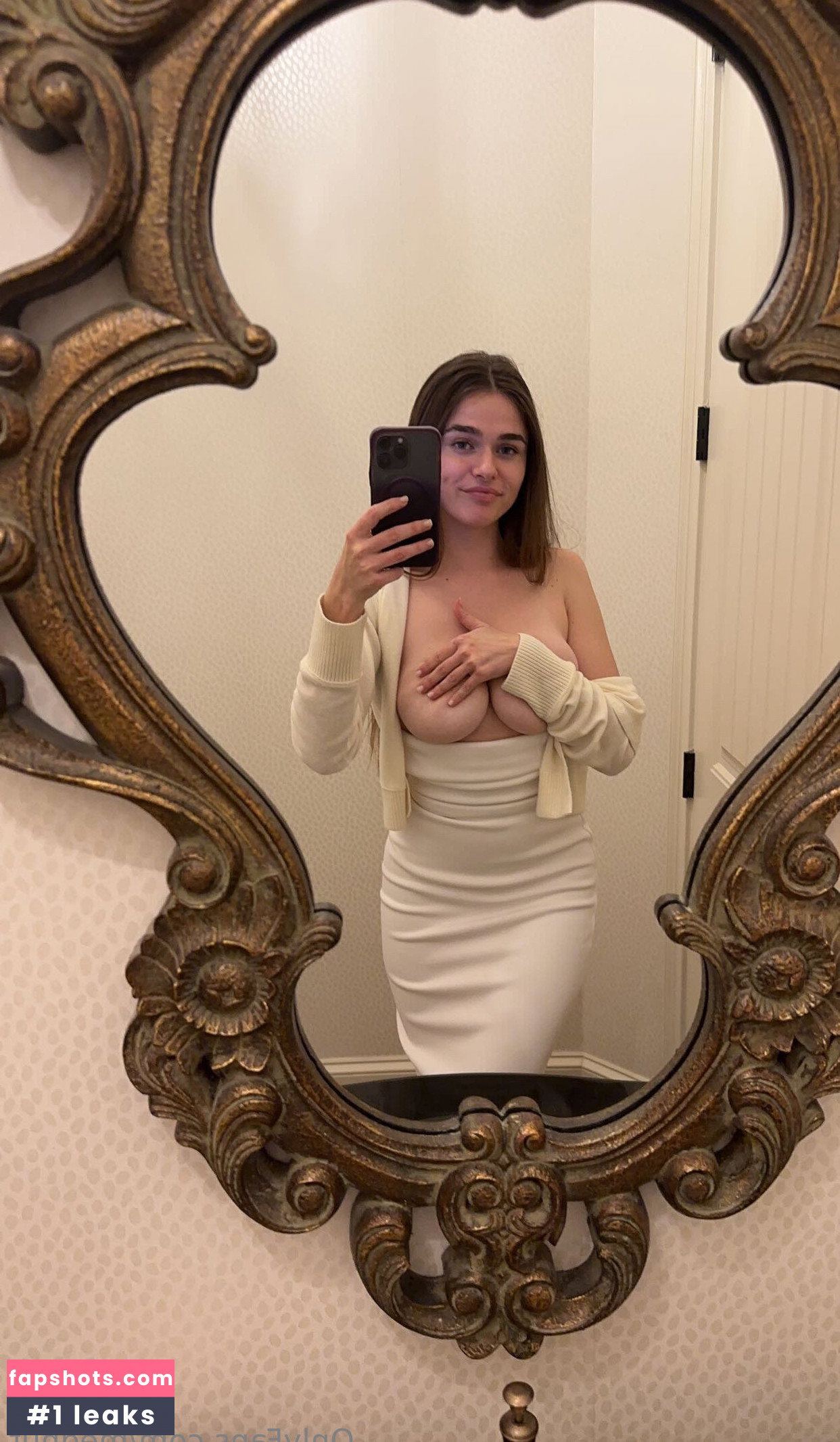 Megan Nutt gallery photo #1910