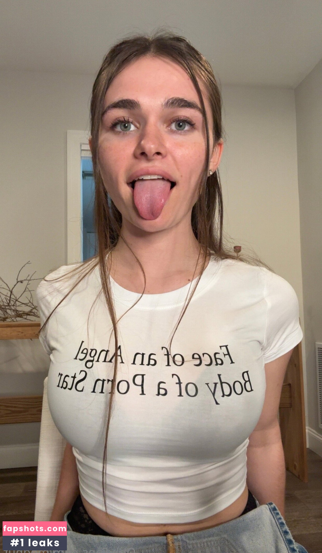 Megan Nutt gallery photo #447