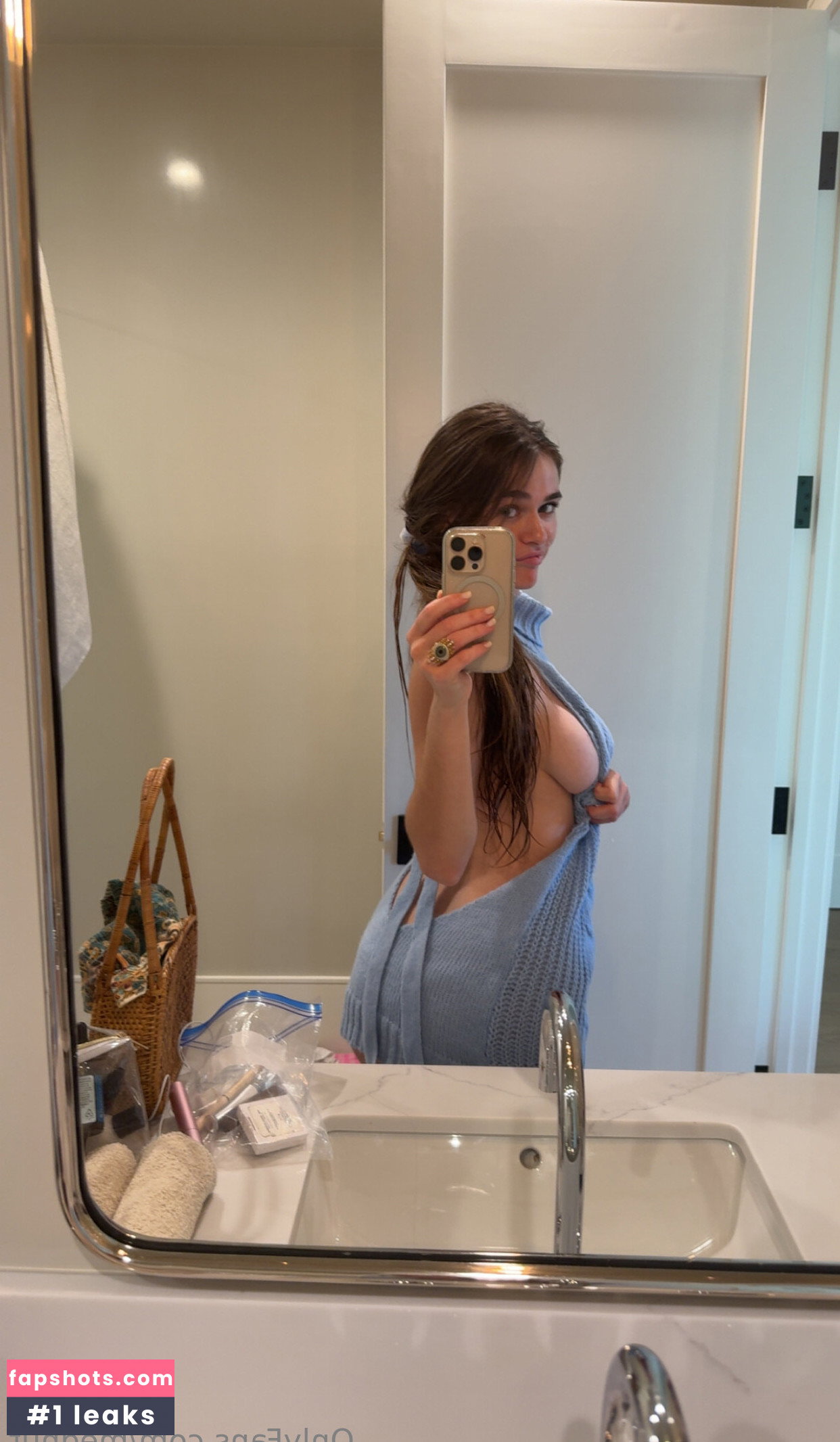Megan Nutt gallery photo #878