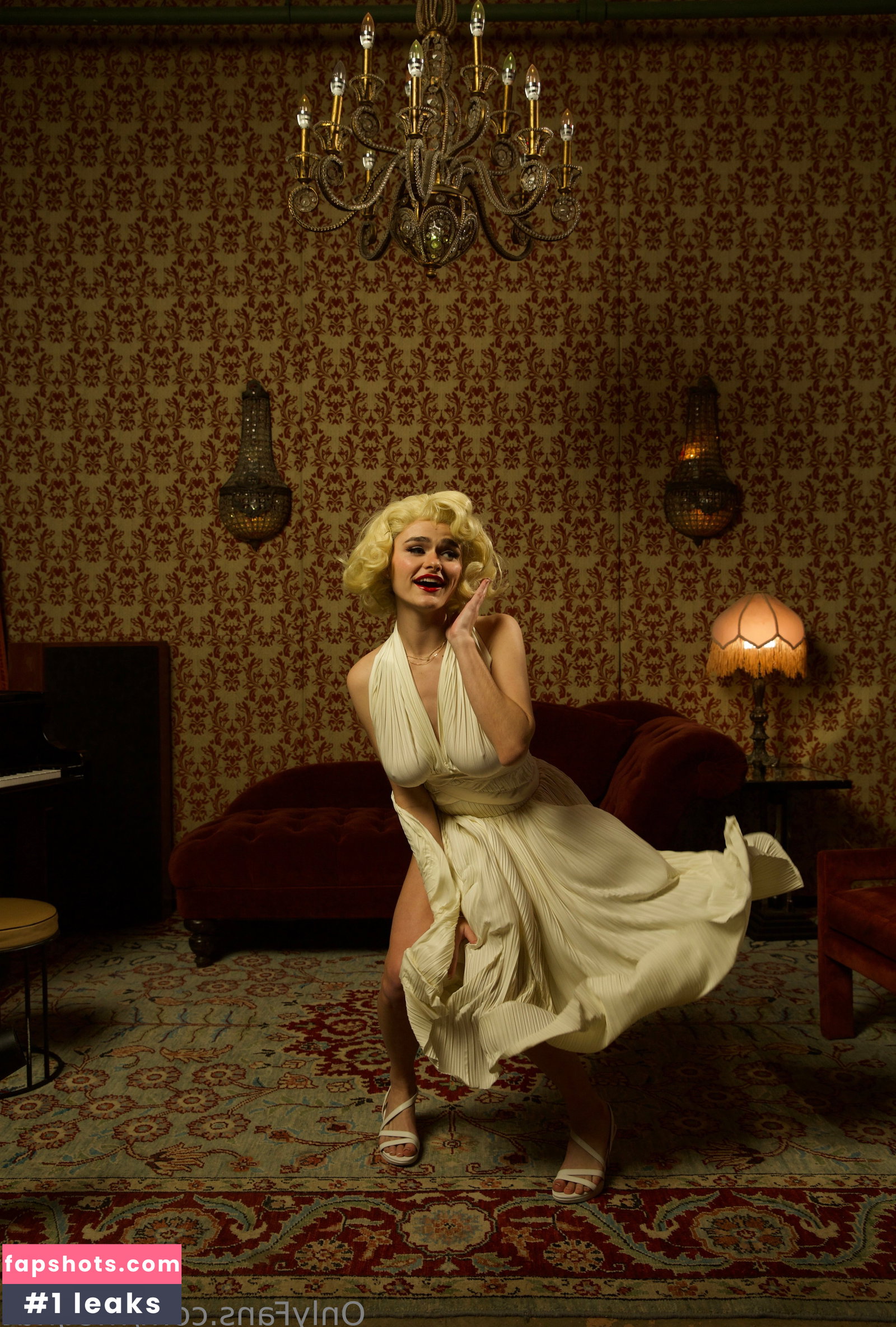 Megan Nutt gallery photo #1935