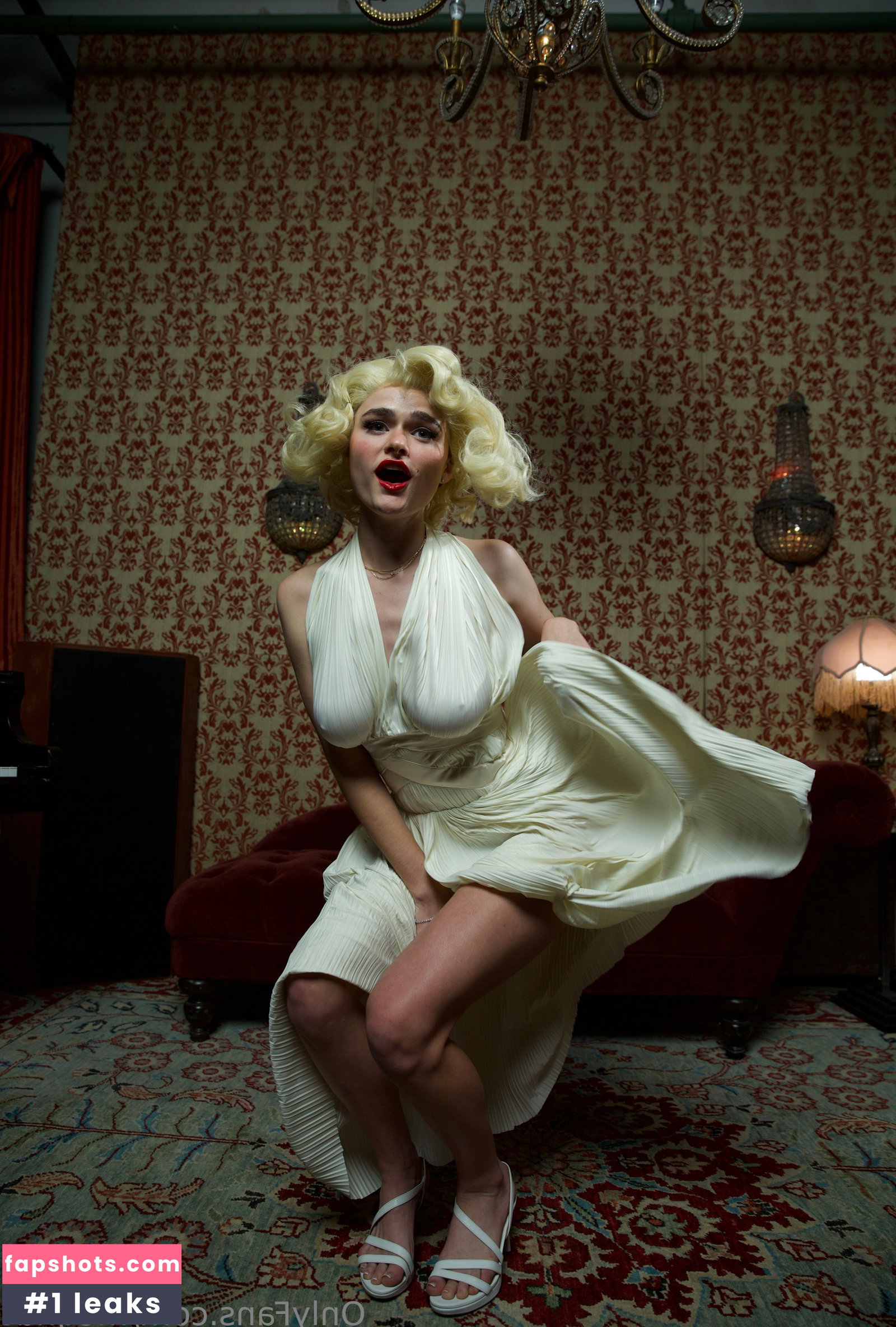 Megan Nutt gallery photo #1162