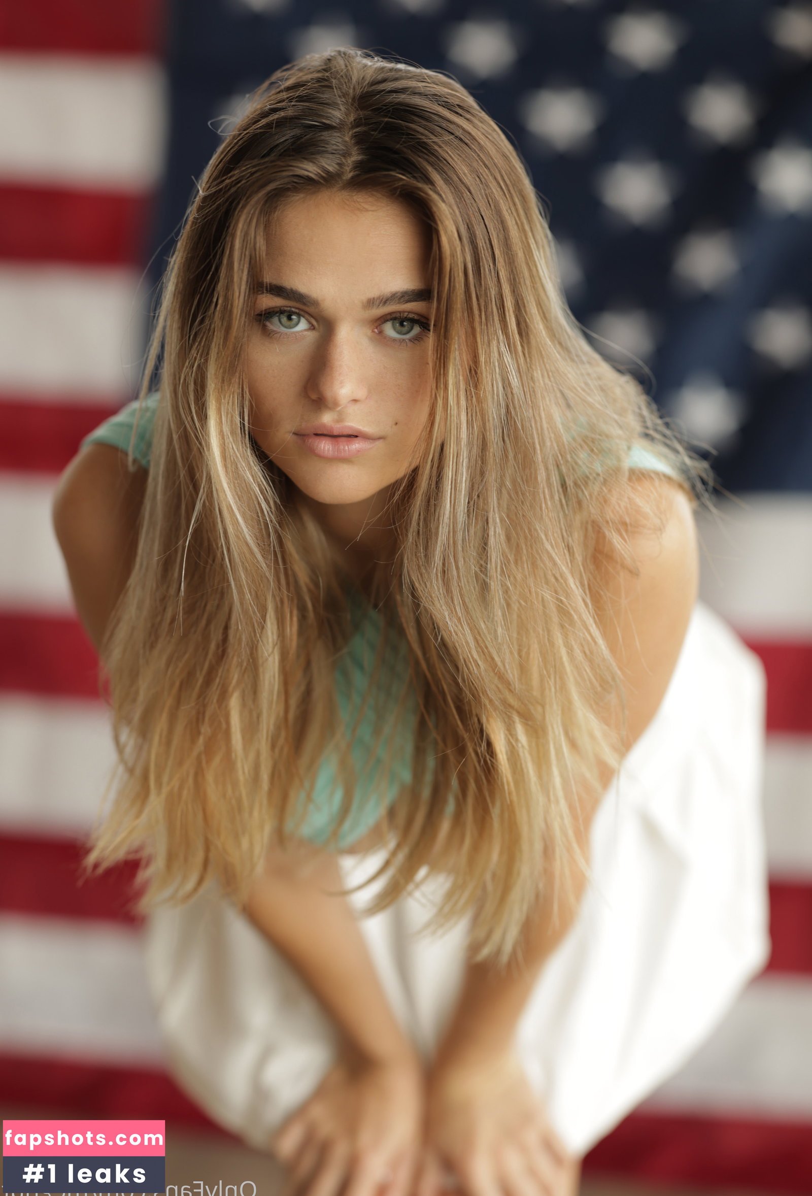 Megan Nutt gallery photo #1399