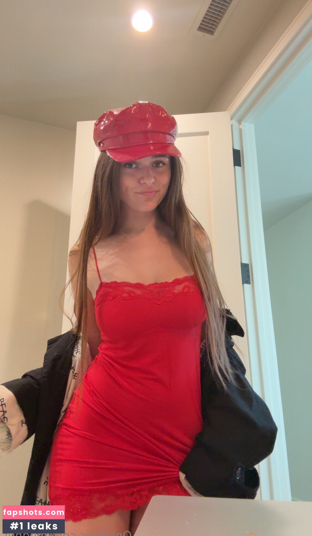 Megan Nutt gallery photo #1210