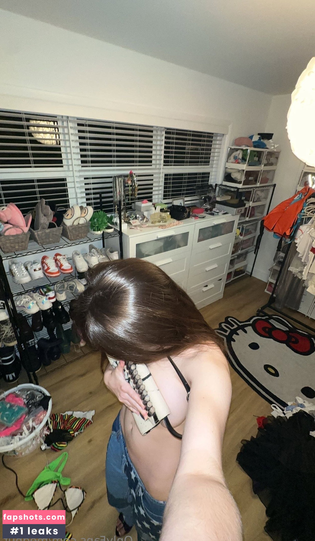 Megan Nutt gallery photo #2106