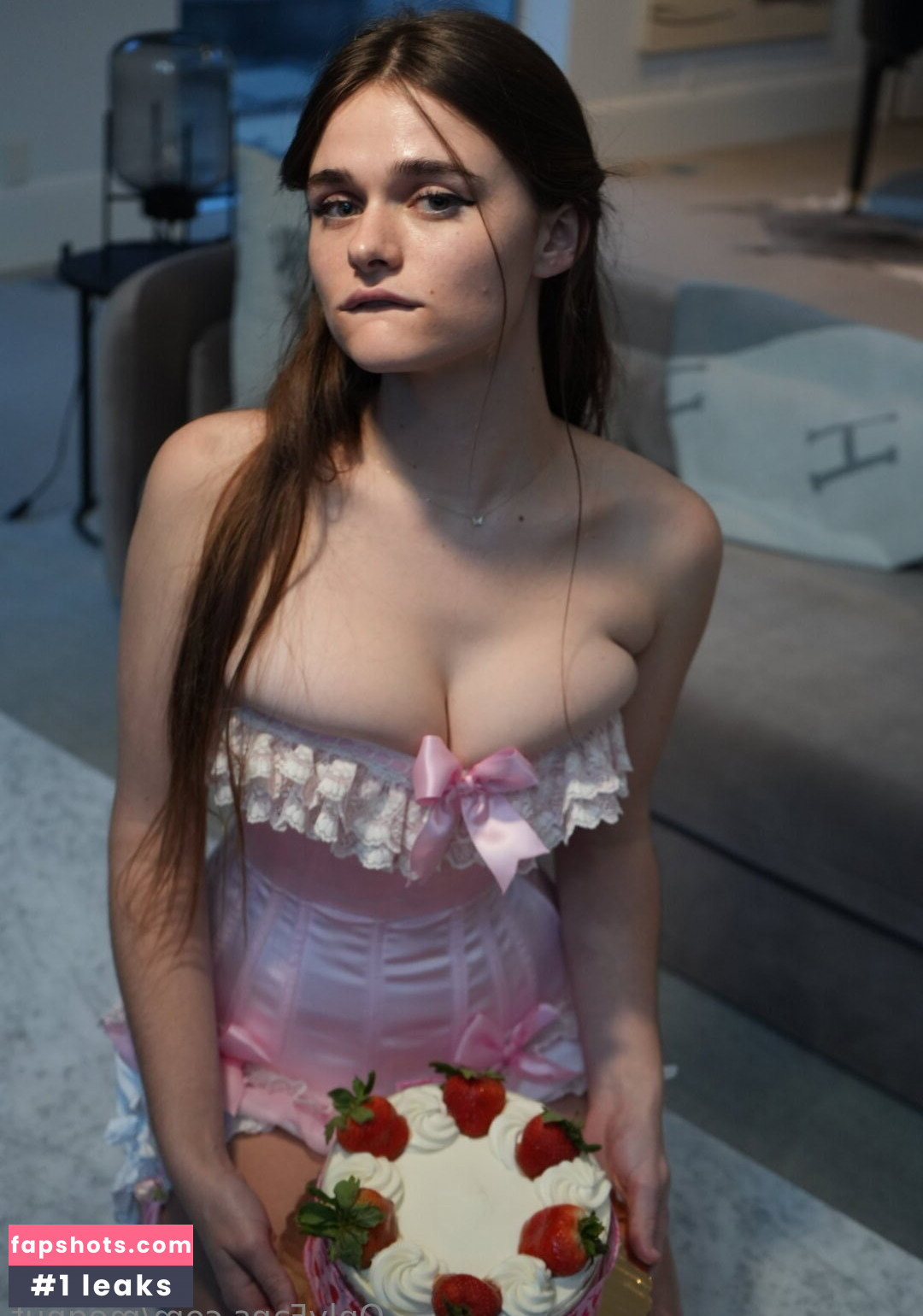 Megan Nutt gallery photo #4088