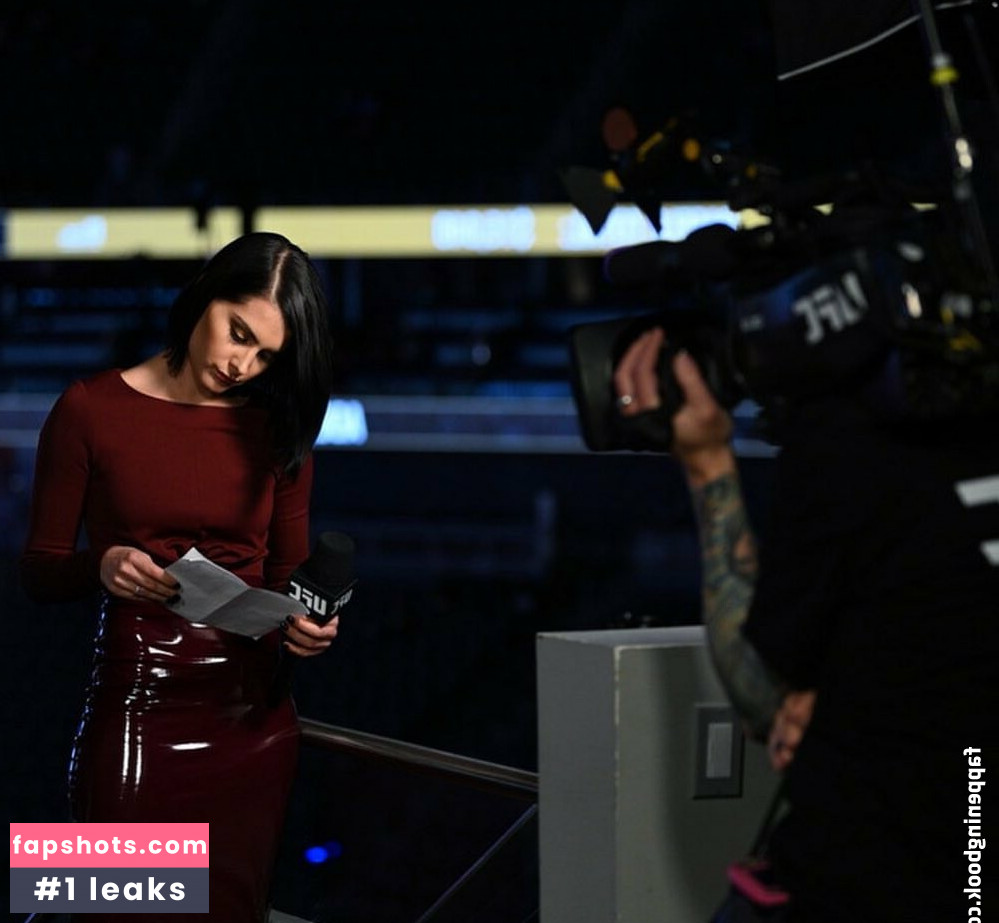 Megan Olivi gallery photo #16