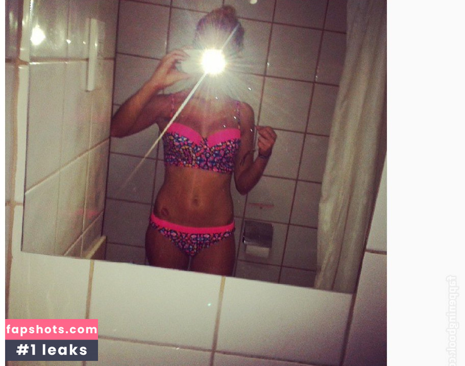 Megan Rees gallery photo #5