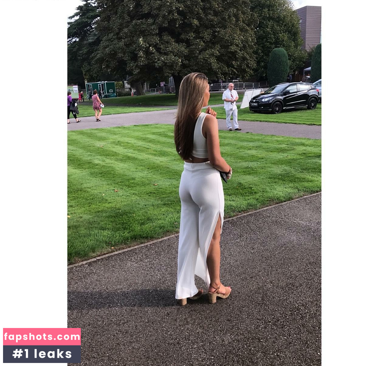 Megan Somers gallery photo #28