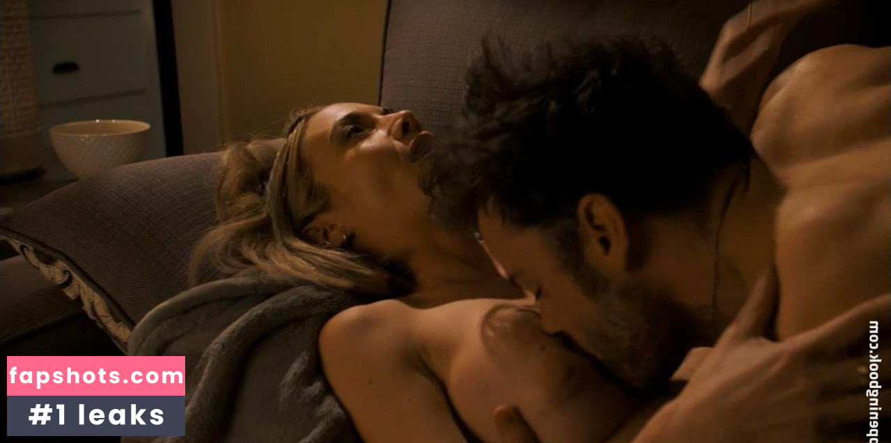 Megan Stevenson gallery photo #19