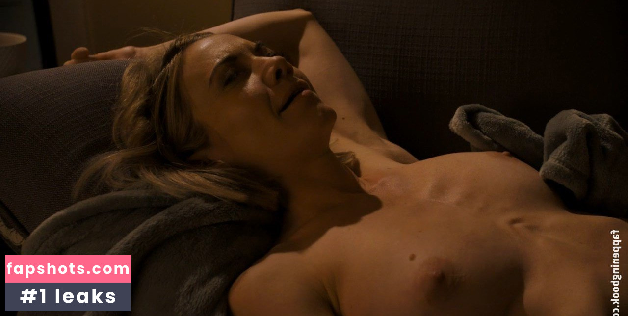 Megan Stevenson gallery photo #8