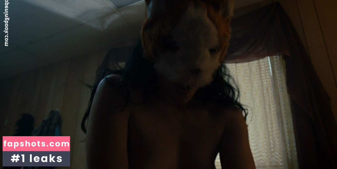 Megan Stevenson gallery photo #9