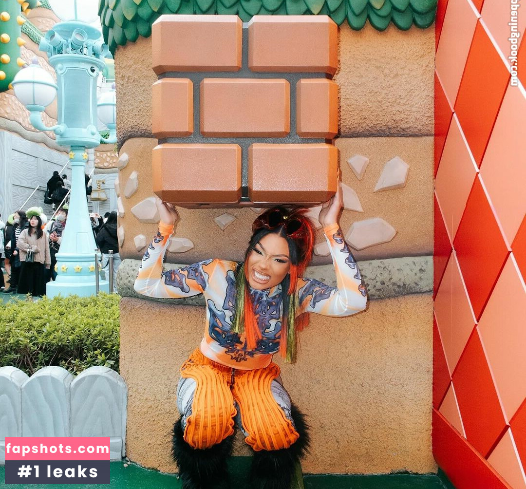 Megan Thee Stallion gallery photo #234