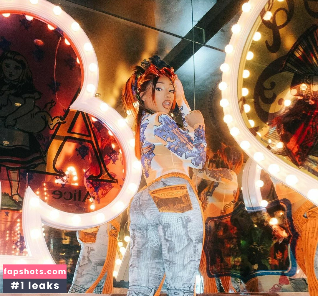 Megan Thee Stallion gallery photo #235