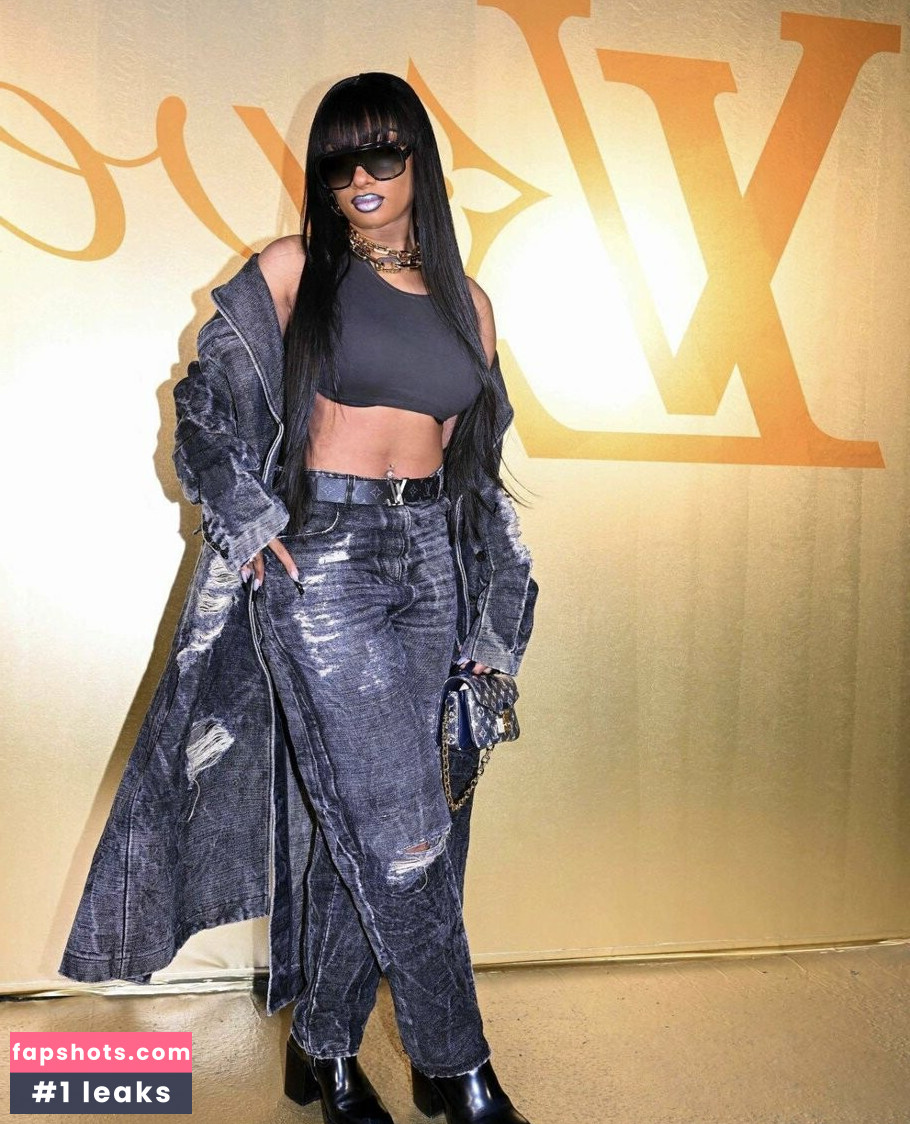 Megan Thee Stallion gallery photo #300