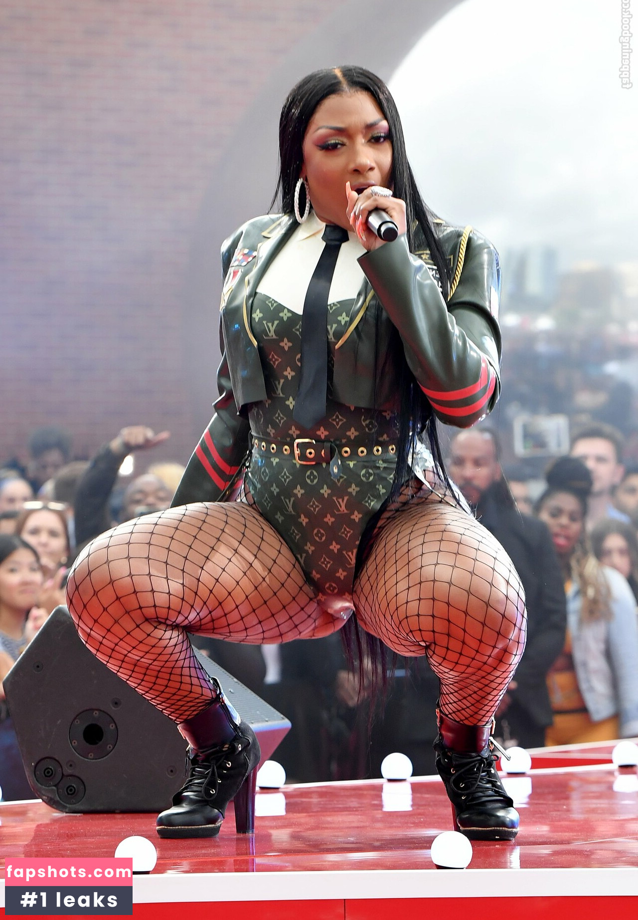 Megan Thee Stallion gallery photo #320