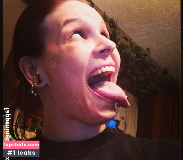 Megan Zass gallery photo #13