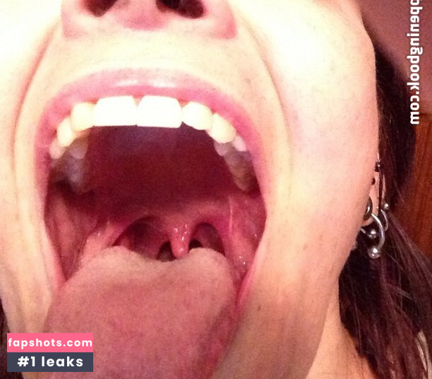 Megan Zass gallery photo #17