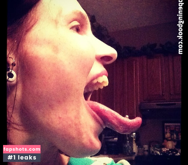 Megan Zass gallery photo #19