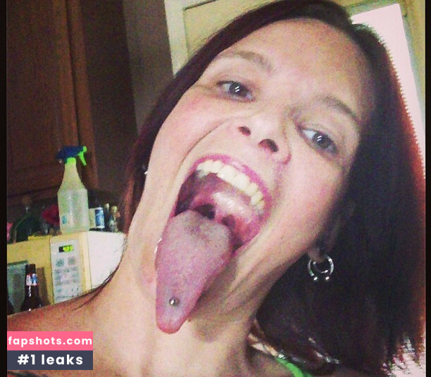 Megan Zass gallery photo #24