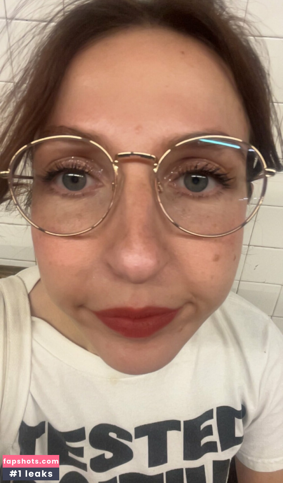 MeganBitchell gallery photo #16