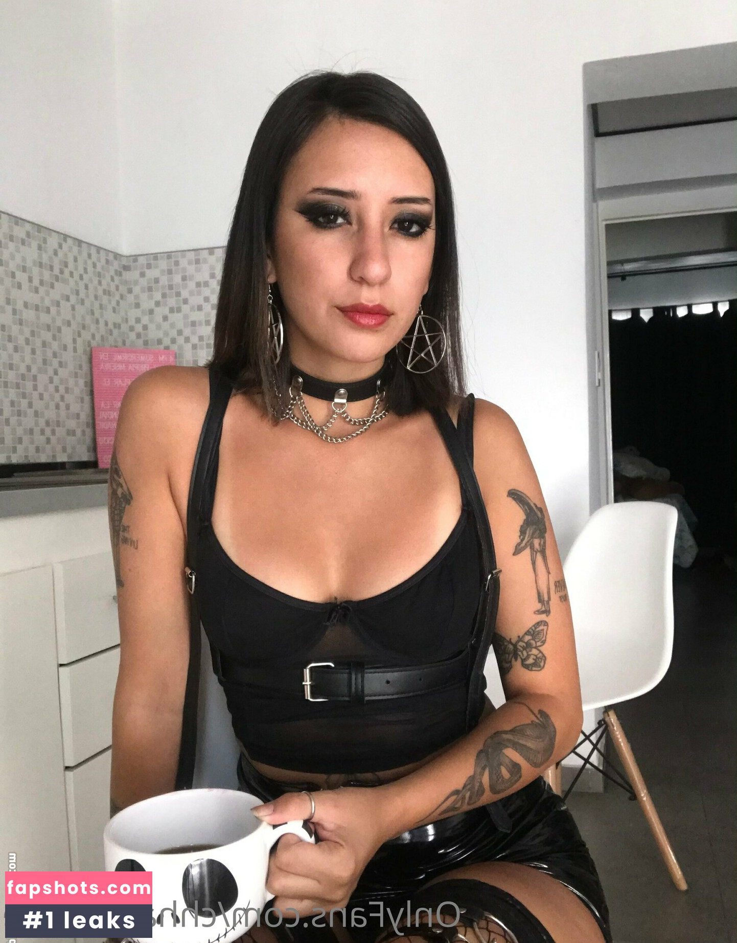 meganbut nude babe gallery