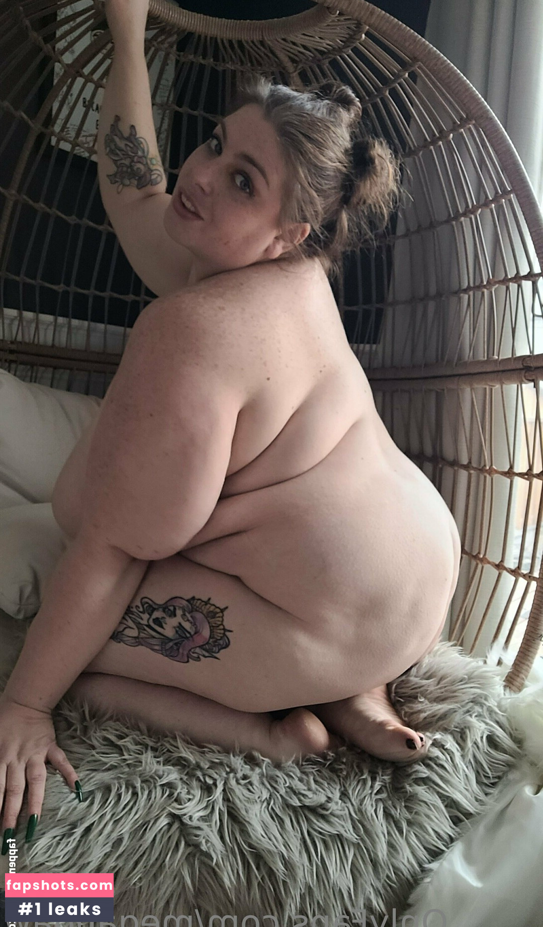 megandaw gallery photo #7