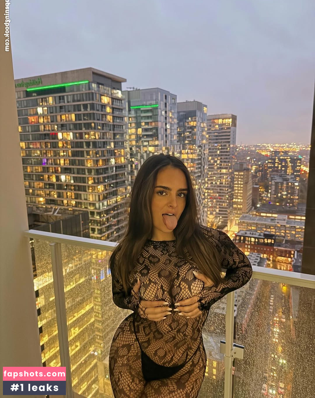 Megane Belanger gallery photo #3