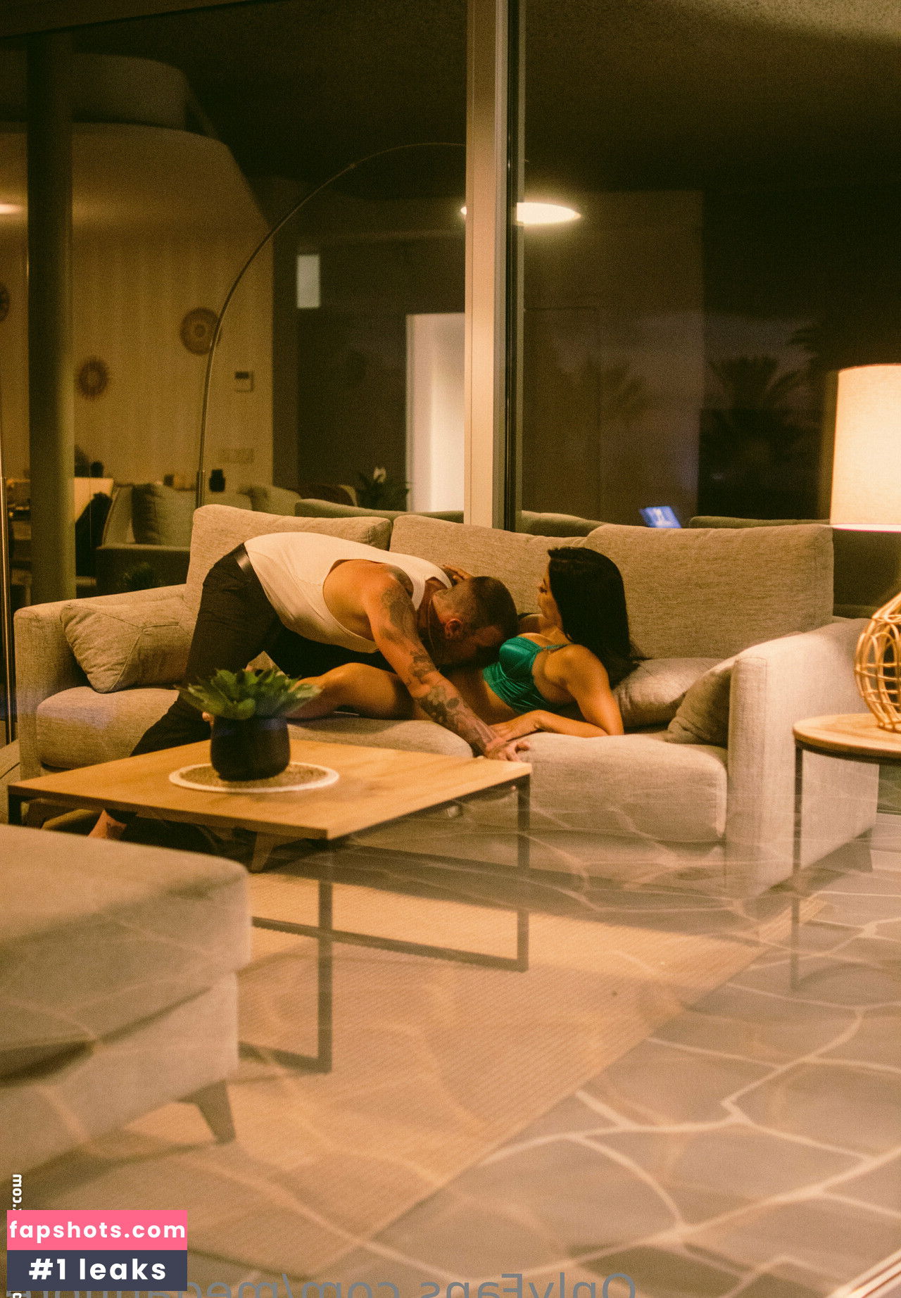 Meganfiore gallery photo #49