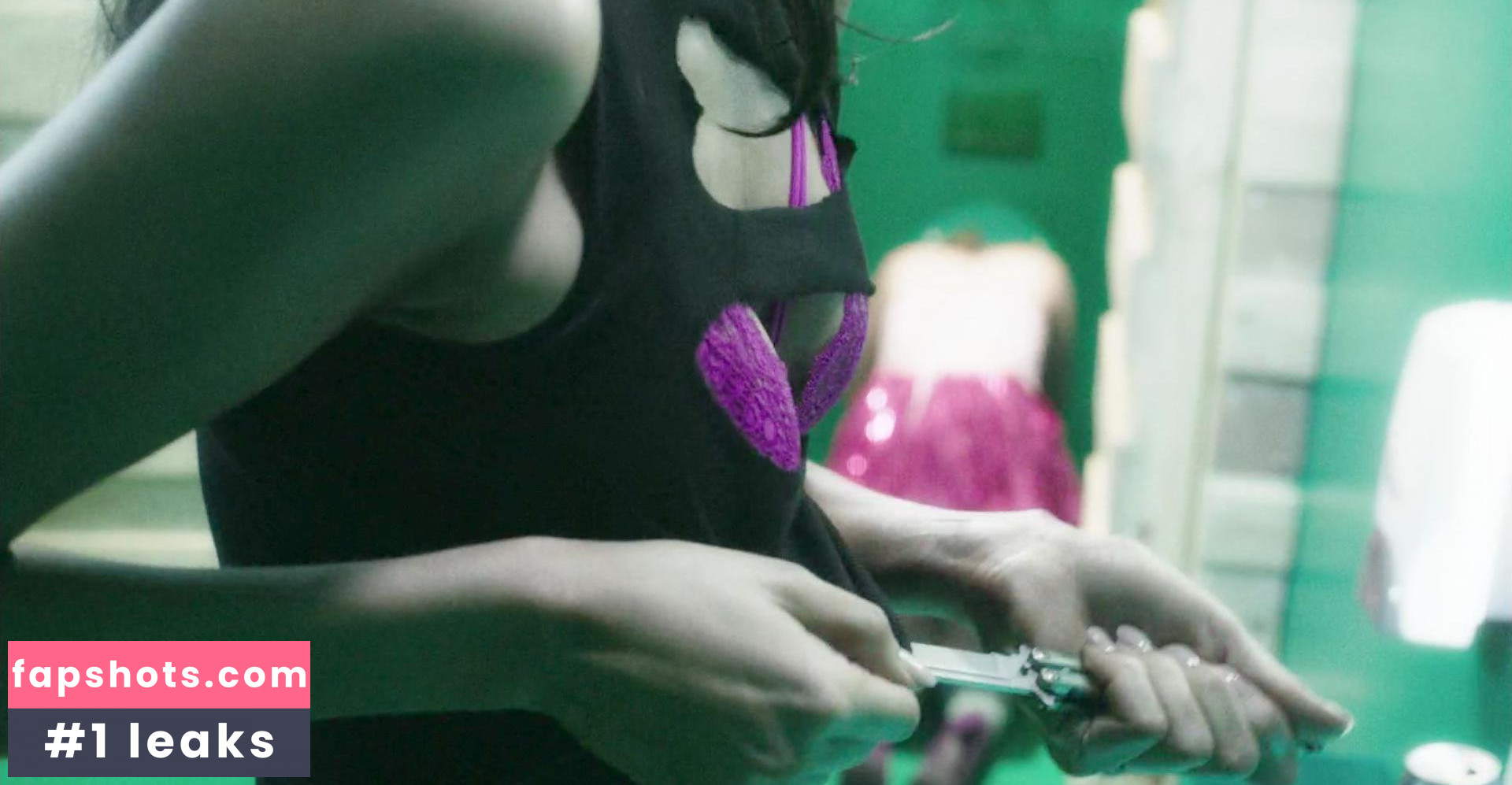 Meganne Young gallery photo #5