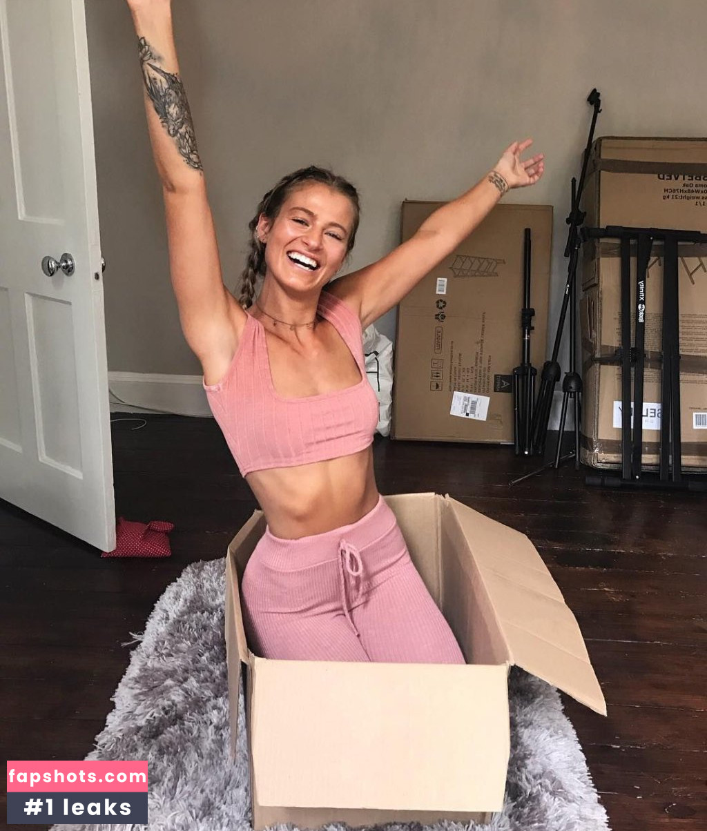 Meggan Grubb gallery photo #70