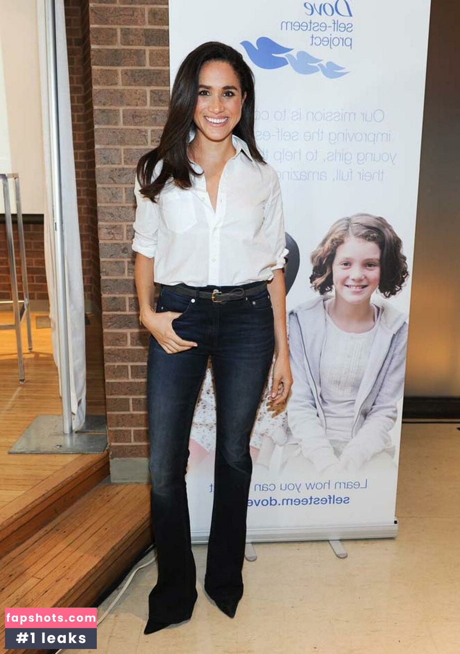 Meghan Markle gallery photo #30