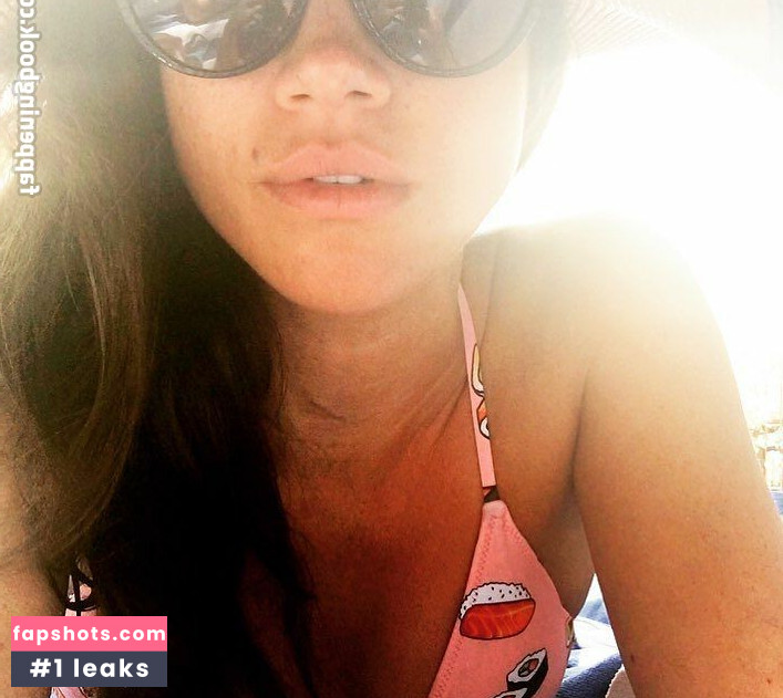 Meghan Markle gallery photo #36