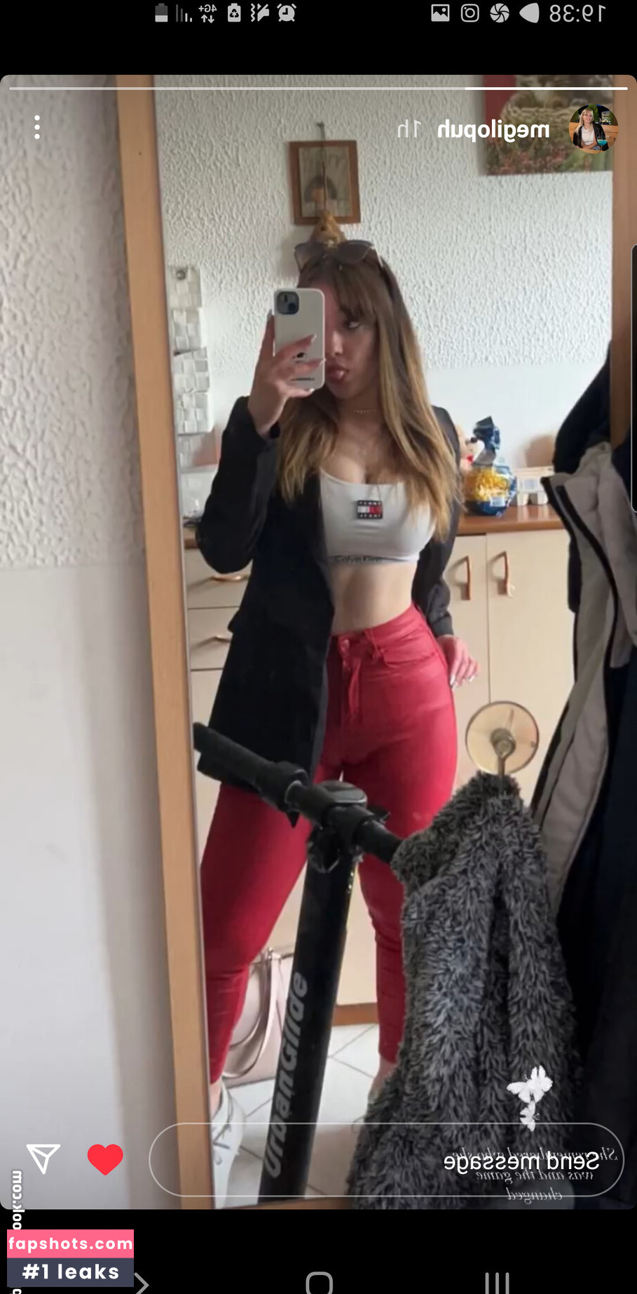 Megi Lopuh gallery photo #18