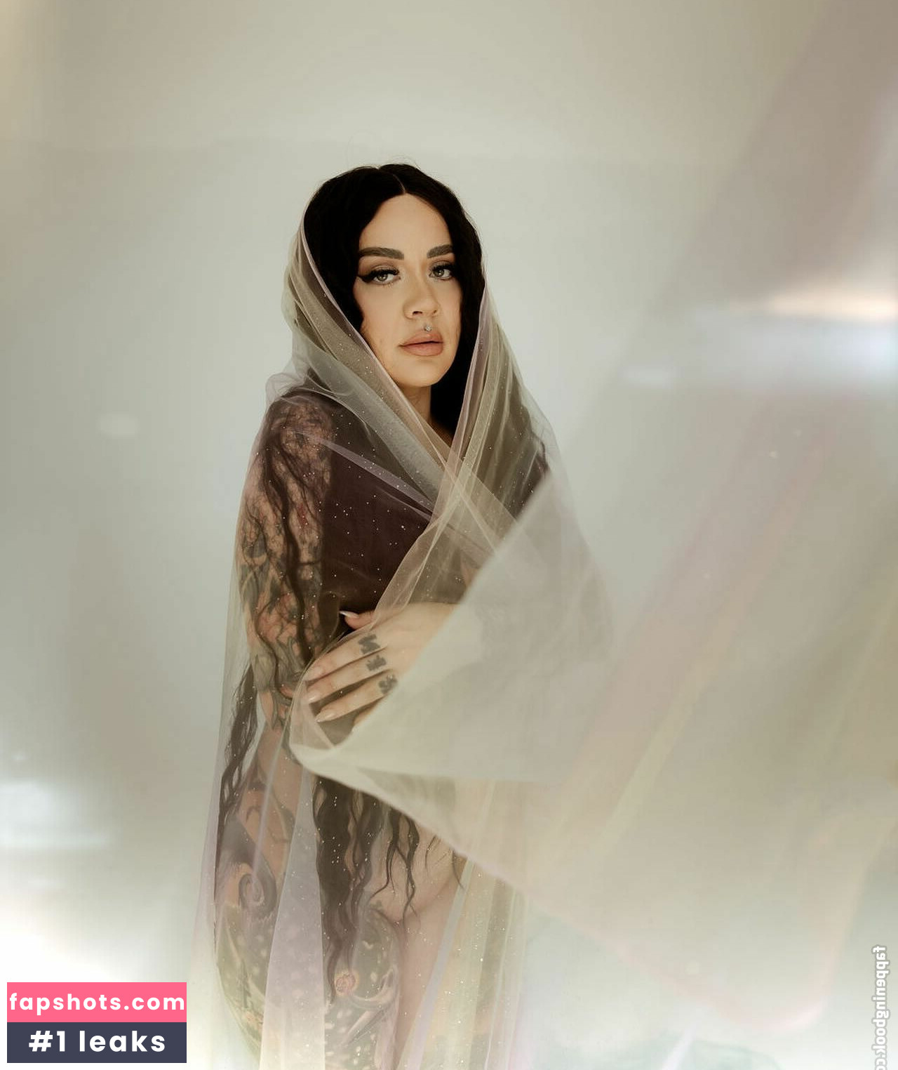 Megs_v2 Nahé úniky fotek pouze od fanoušků #9 - Fapshots