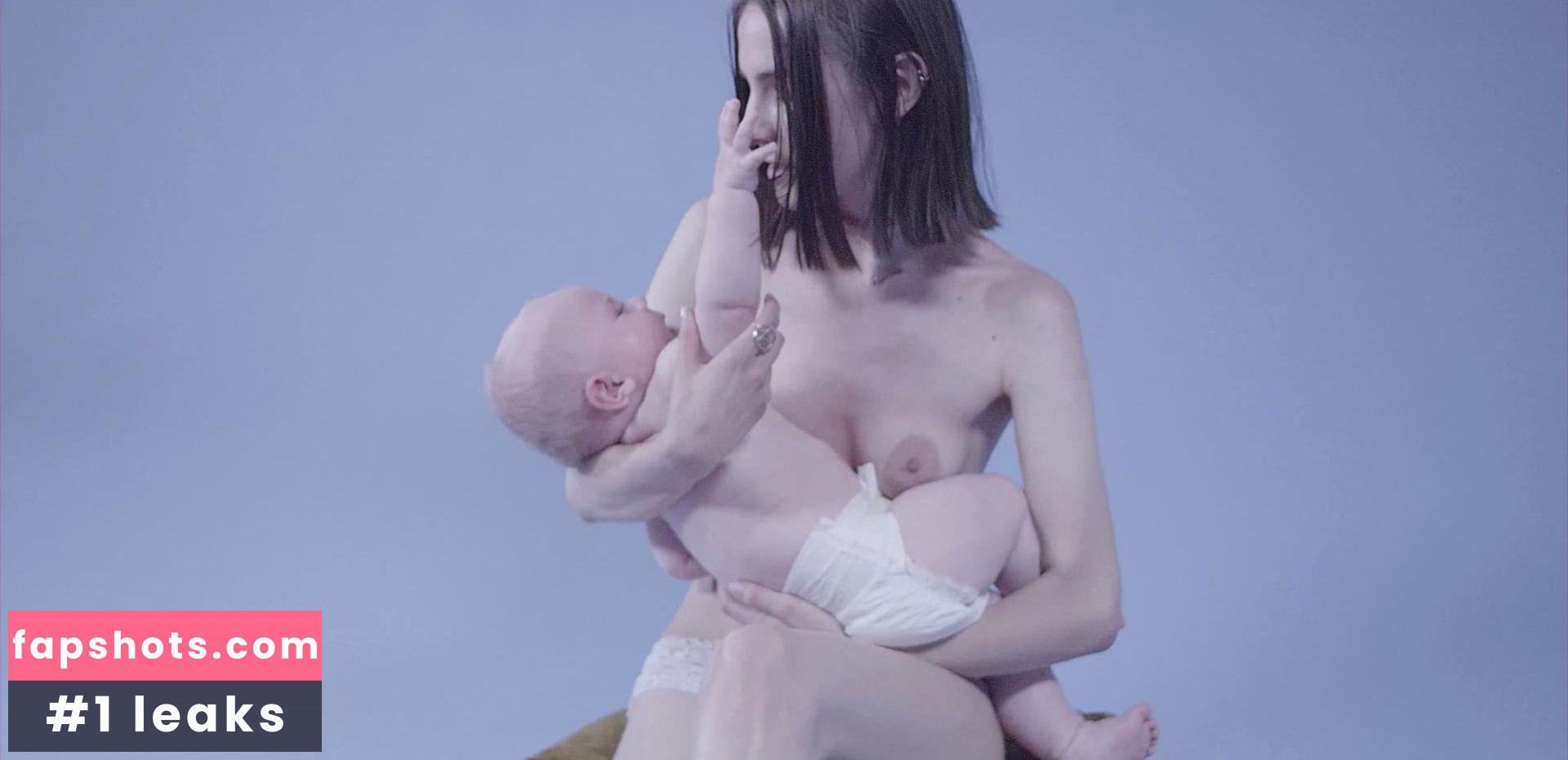 Megumi Sabik gallery photo #8