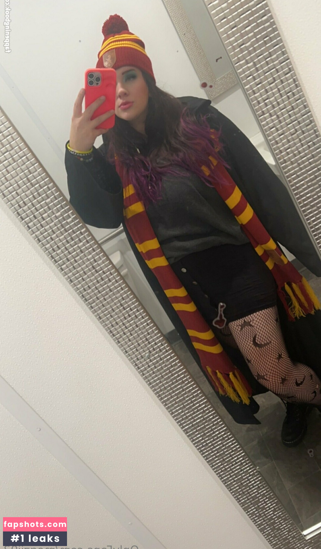 megzii93 gallery photo #4