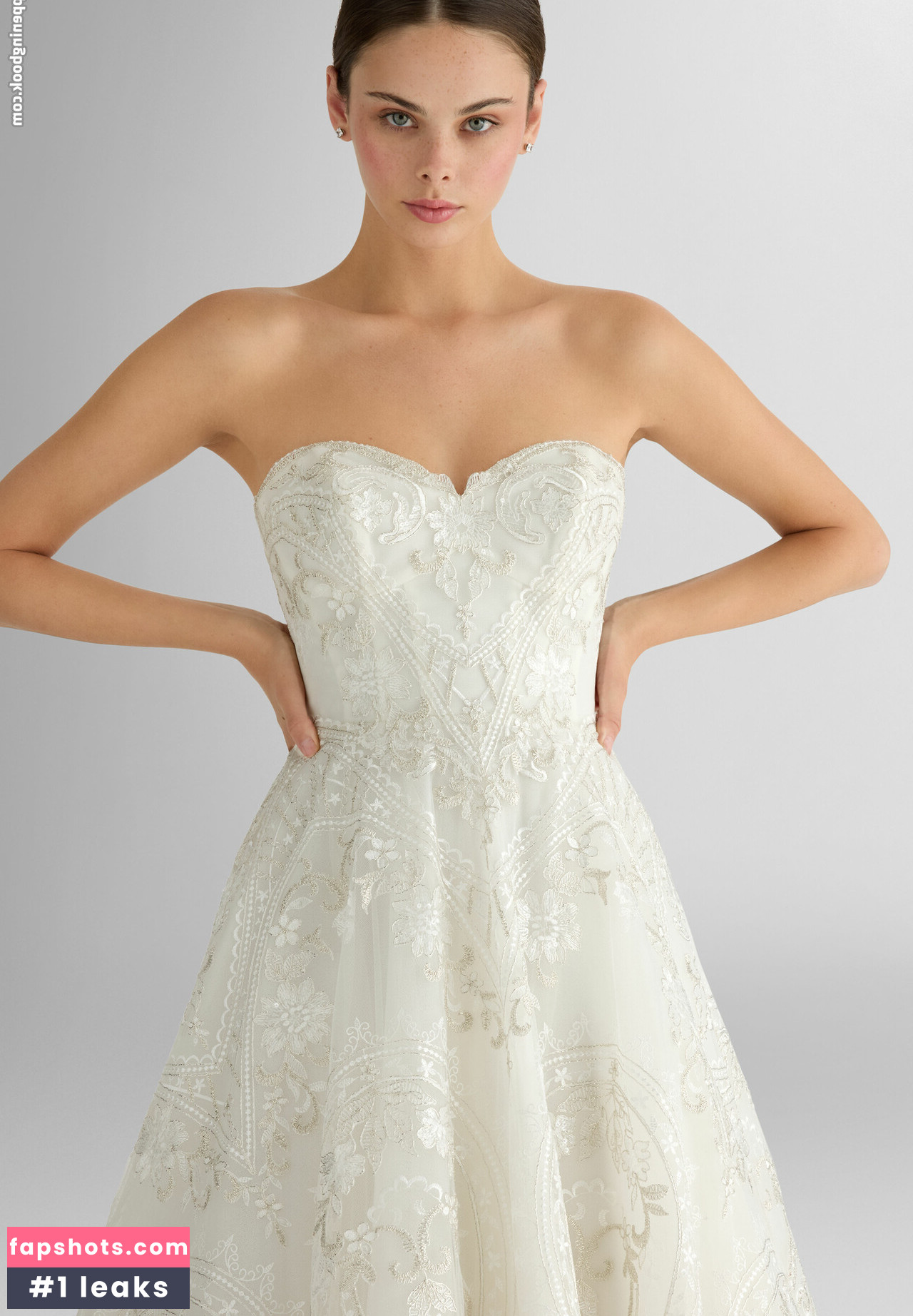 Meika Woollard gallery photo #2