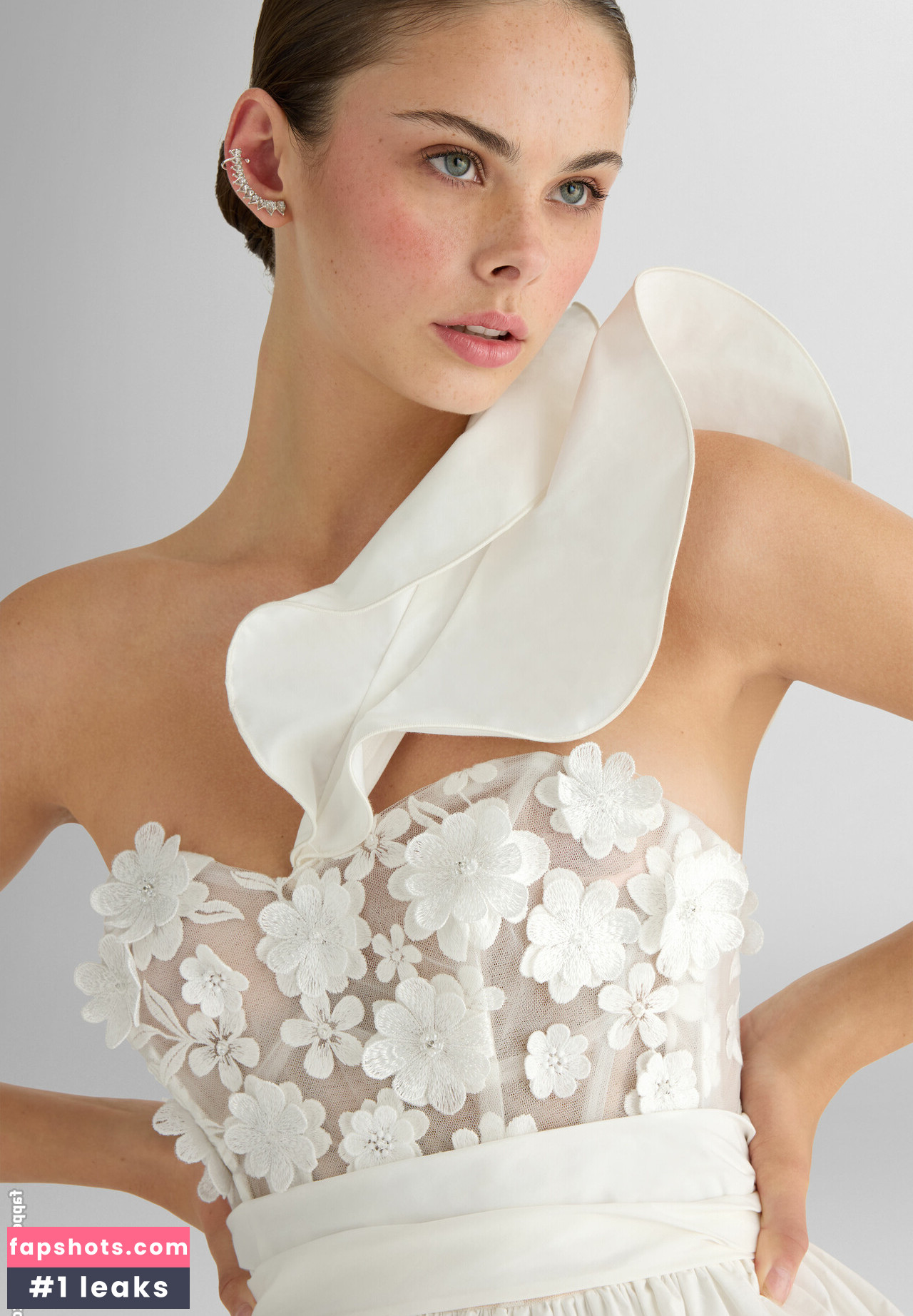 Meika Woollard Filtración Desnuda OnlyFans Foto #7 - Fapshots