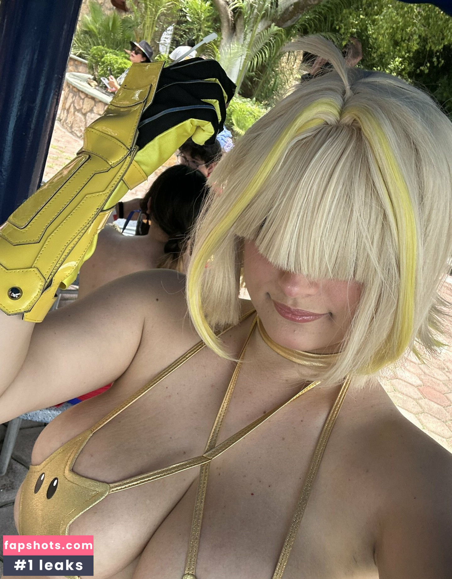 Meka Neko gallery photo #8