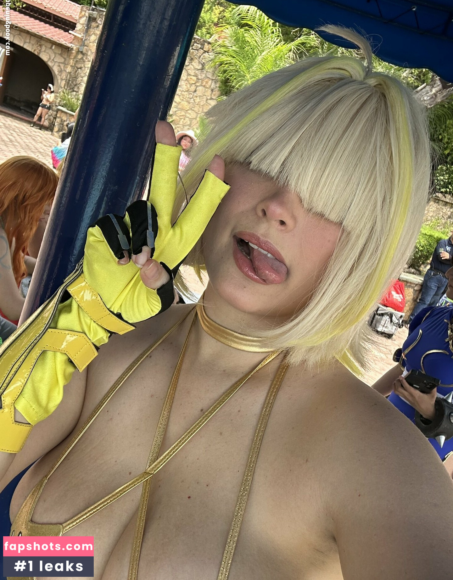 Meka Neko gallery photo #9