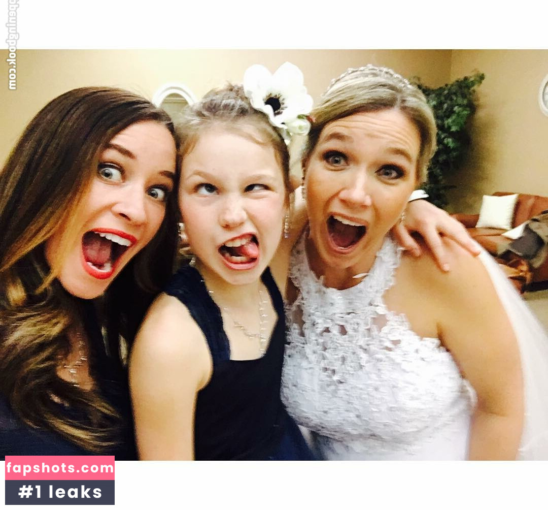 Mekenna Melvin gallery photo #15