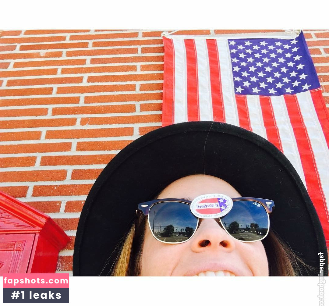 Mekenna Melvin gallery photo #5