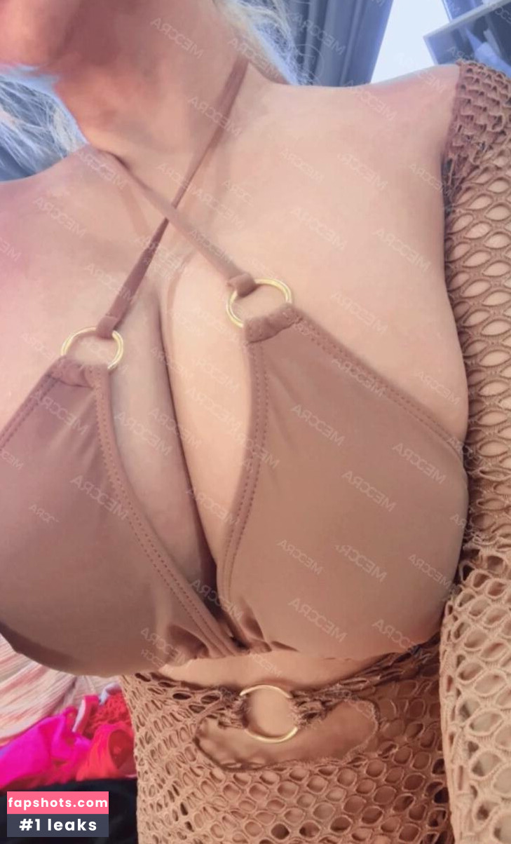 MekSarrah Filtración Desnuda OnlyFans Foto #19 - Fapshots